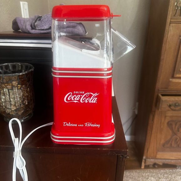 Coca - Picture 12 of 14